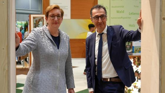 Bundesminister Cem Özdemir und Bundesbauministerin Klara Geywitz