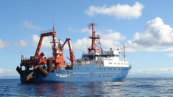 Fischereiforschungsschiff Walther Herwig III auf See